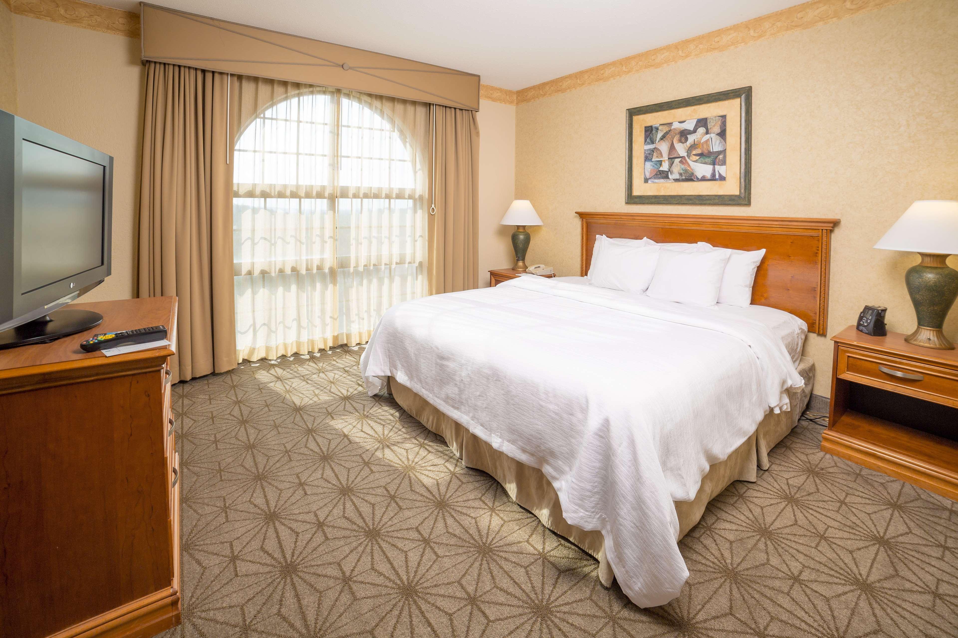 Embassy Suites By Hilton Columbia Greystone Εξωτερικό φωτογραφία