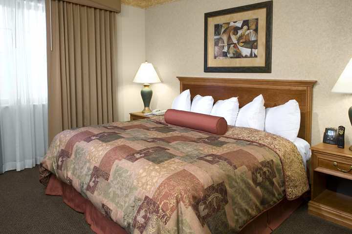 Embassy Suites By Hilton Columbia Greystone Εξωτερικό φωτογραφία